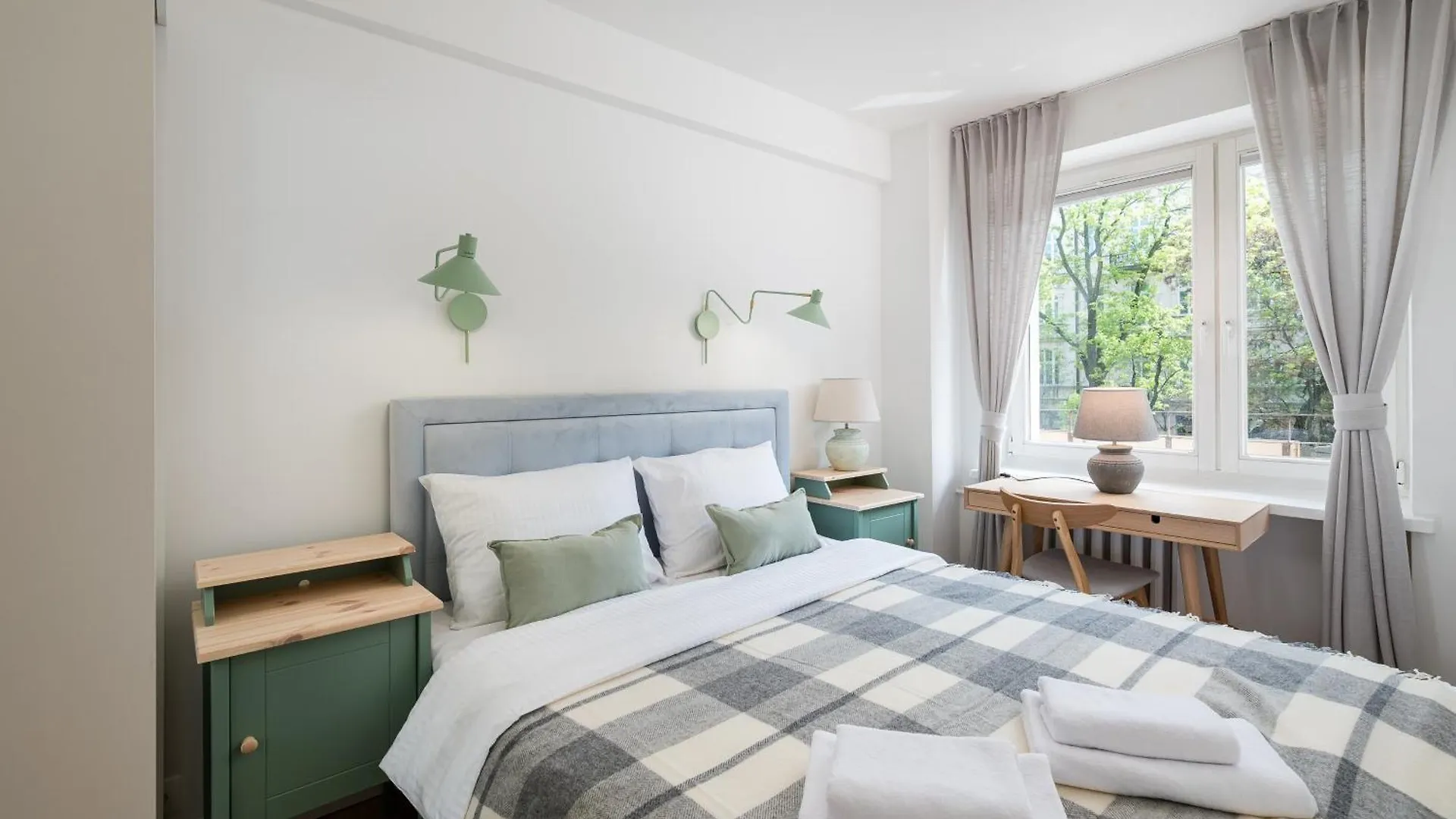 Hoza 40 Boutique City Apartment Warszawa 0*,  Polen