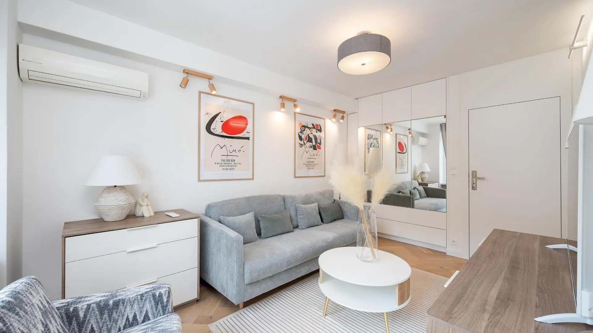 Hoza 40 Boutique City Apartment Warszawa 0*,  Polen